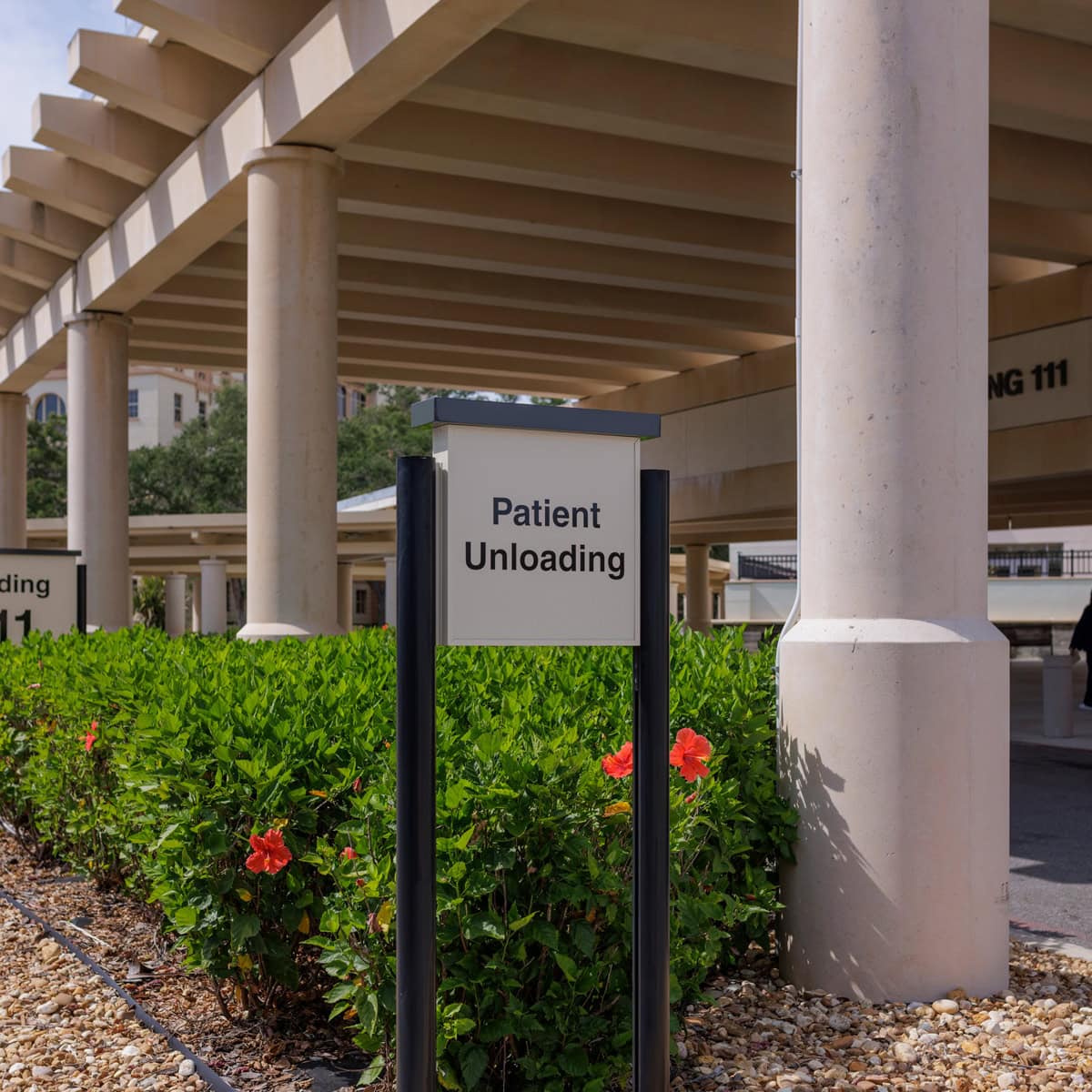 Exterior Patient Unloading Sign at VA Bay Pines